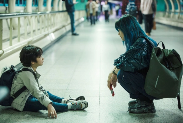 Кадр из дорамы Малышка на драйве