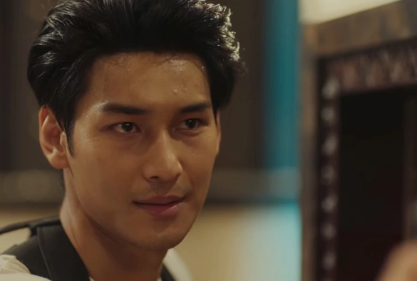 Кадр из дорамы КиннПорш