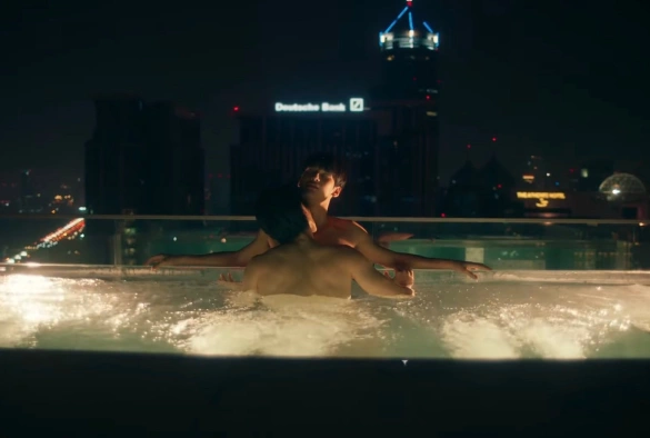 Кадр из дорамы КиннПорш