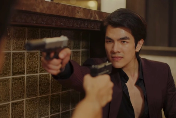 Кадр из дорамы КиннПорш