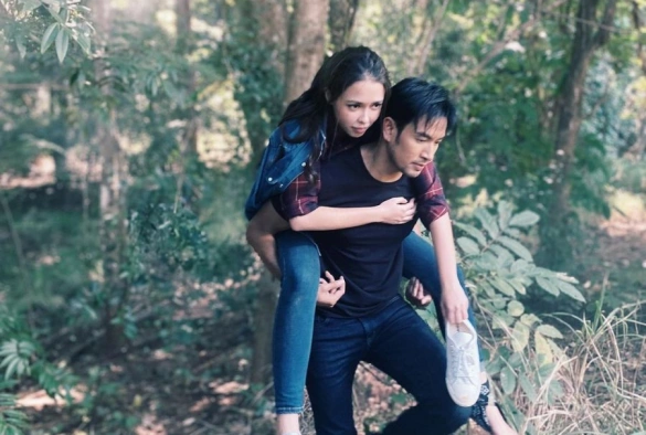 Кадр из дорамы Узел любви