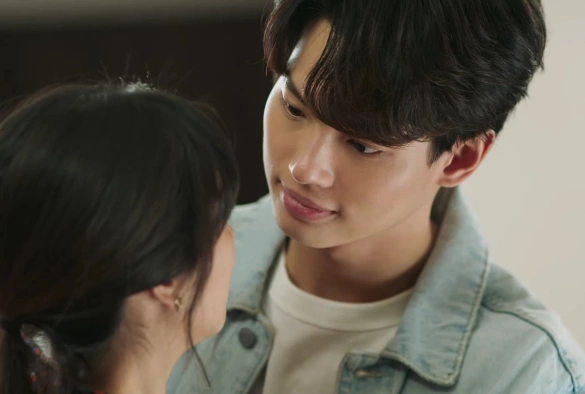 Кадр из дорамы Дьявольская сестра