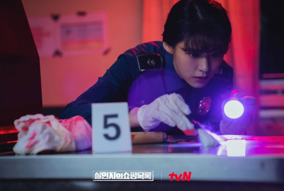 Кадр из дорамы Список покупок убийцы