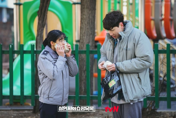 Кадр из дорамы Список покупок убийцы