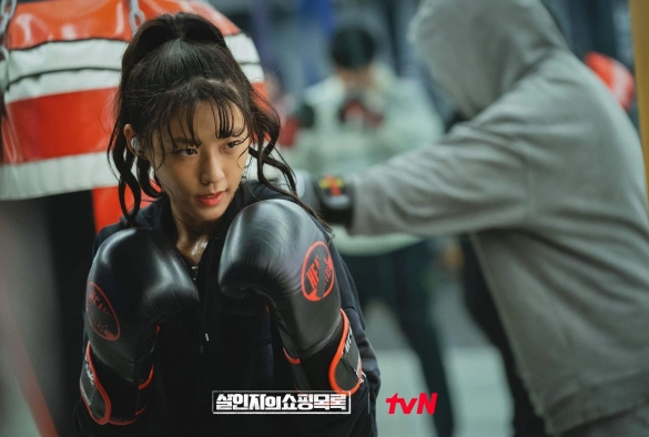 Кадр из дорамы Список покупок убийцы