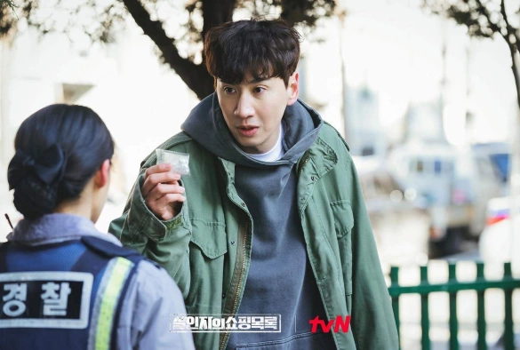 Кадр из дорамы Список покупок убийцы