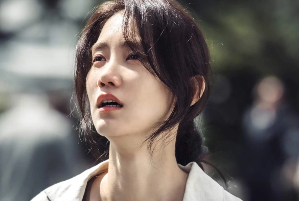 Кадр из дорамы Чудовищный