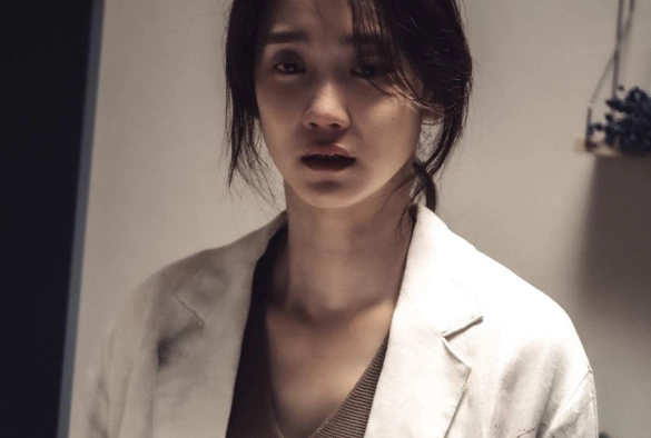 Кадр из дорамы Чудовищный