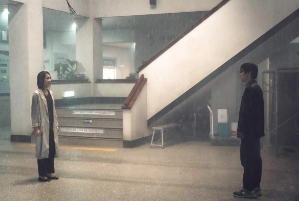 Кадр из дорамы Чудовищный