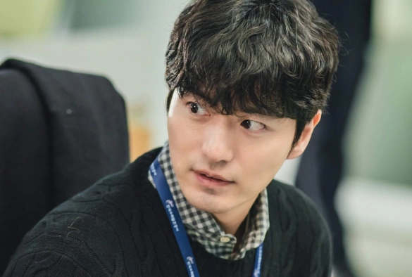 Кадр из дорамы Белая книга брака