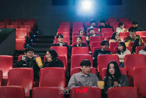 Кадр из дорамы Падающая звезда