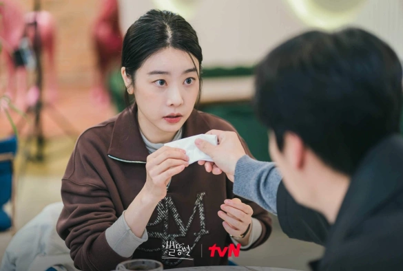 Кадр из дорамы Падающая звезда