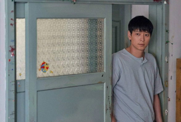 Кадр из дорамы Брокер