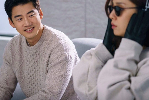 Кадр из дорамы Поцелуй шестого чувства