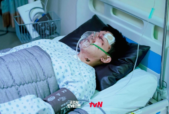 Кадр из дорамы Военный прокурор До Бэ Ман