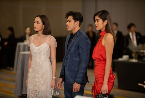 Кадр из дорамы Узел любви