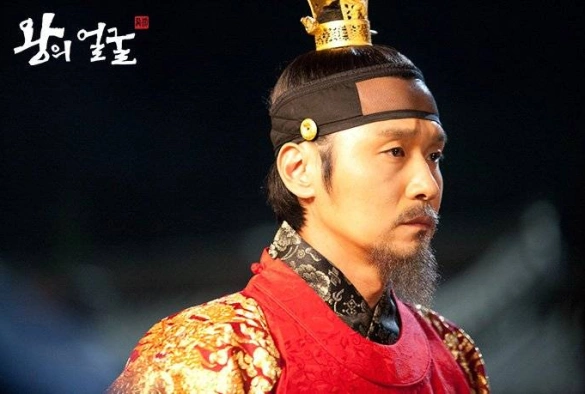 Кадр из дорамы Лицо короля