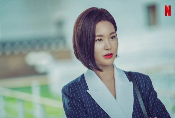 Кадр из дорамы Невеста в чёрном