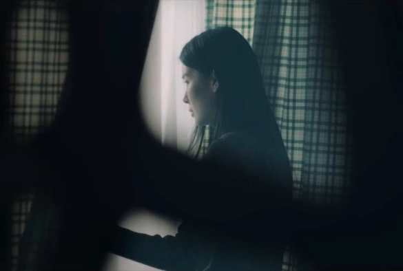 Кадр из дорамы Ад в сети: Разоблачение интернет-кошмара