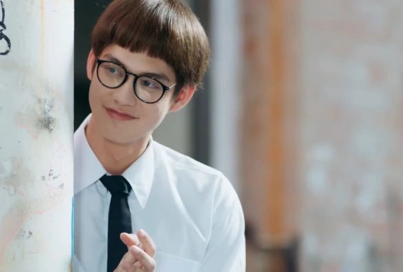 Кадр из дорамы Астрофил