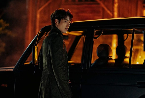 Кадр из дорамы Пришелец