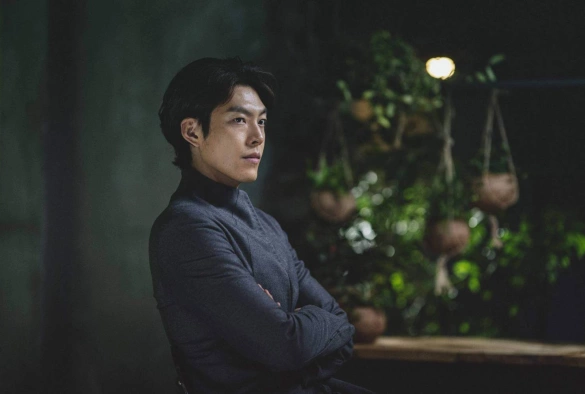 Кадр из дорамы Пришелец