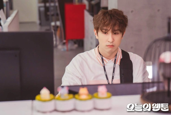 Кадр из дорамы Сегодняшний вебтун