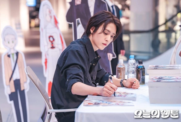 Кадр из дорамы Сегодняшний вебтун