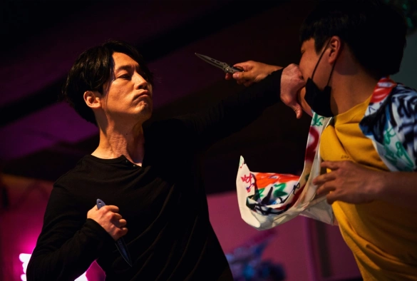 Кадр из дорамы Киллер: Девчонка должна умереть