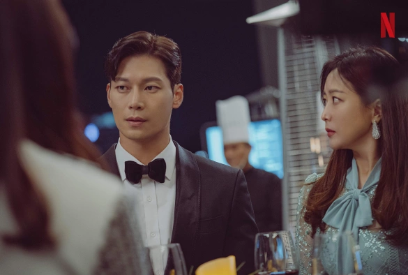 Кадр из дорамы Невеста в чёрном