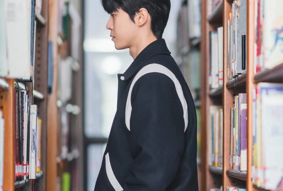 Кадр из дорамы Незнакомцу, который не любит меня