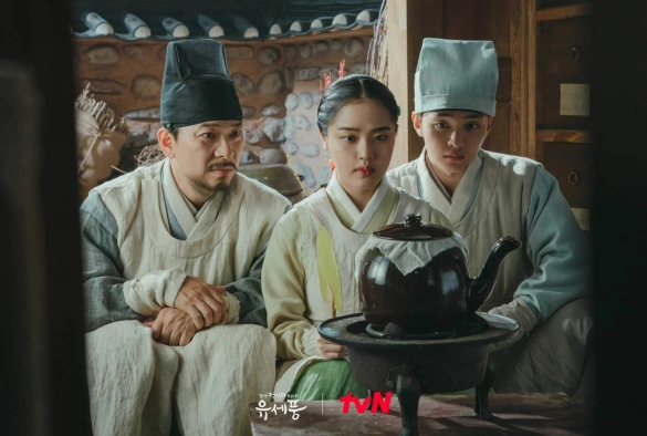 Кадр из дорамы Чосонский психиатр Ю Се Пун