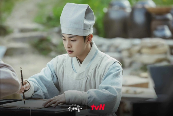 Кадр из дорамы Чосонский психиатр Ю Се Пун