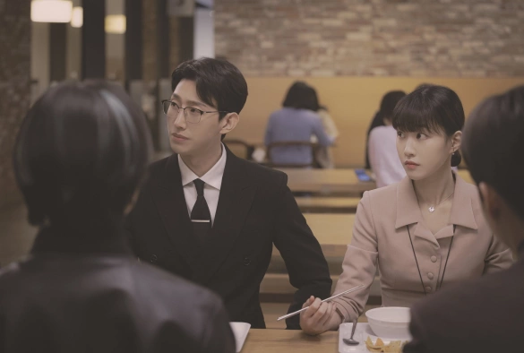 Кадр из дорамы Необычный адвокат У Ён У 1 сезон