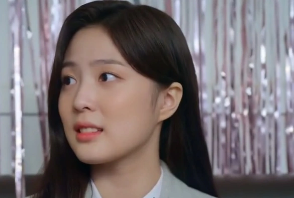 Кадр из дорамы Аккаунт удалён