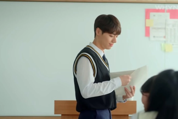 Кадр из дорамы Аккаунт удалён