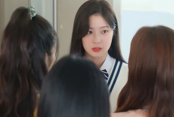 Кадр из дорамы Аккаунт удалён