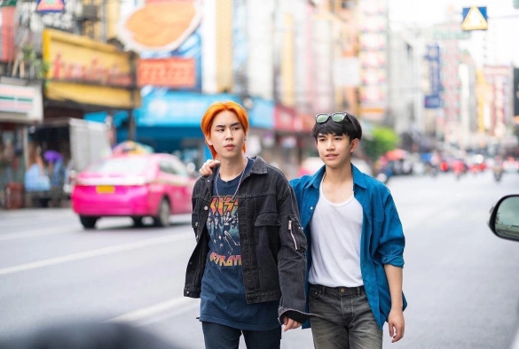 Кадр из дорамы Атхит — это я