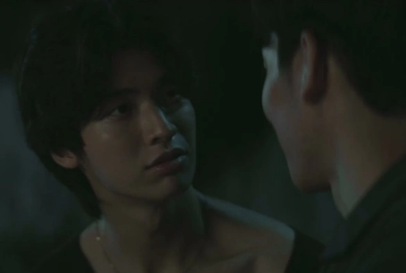 Кадр из дорамы Нас разделяет 180-й меридиан