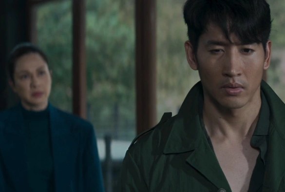 Кадр из дорамы Нас разделяет 180-й меридиан