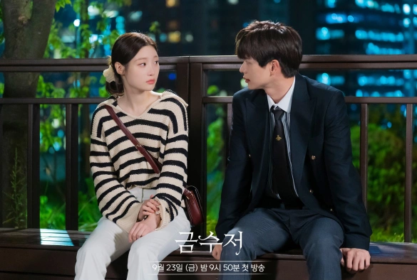 Кадр из дорамы Золотая ложка