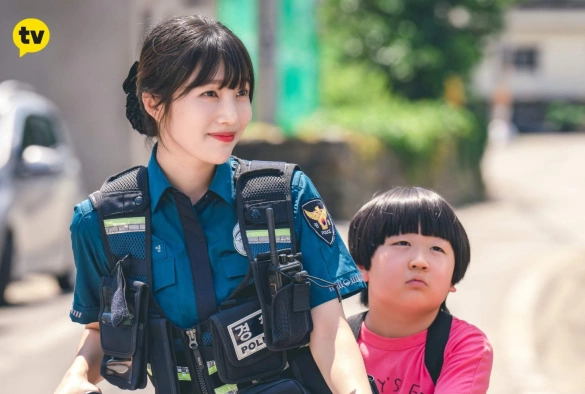 Кадр из дорамы Неожиданный деревенский дневник