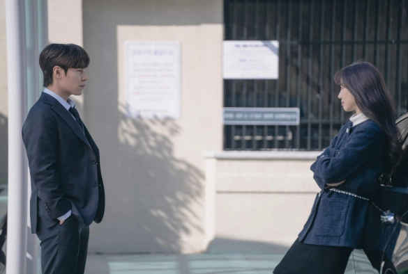 Кадр из дорамы Давайте начнём защиту