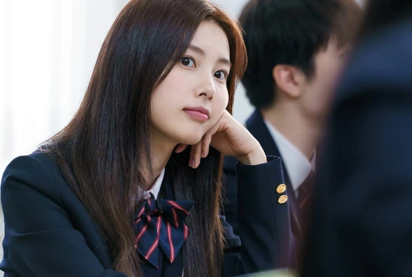 Кадр из дорамы Сезоны цветения