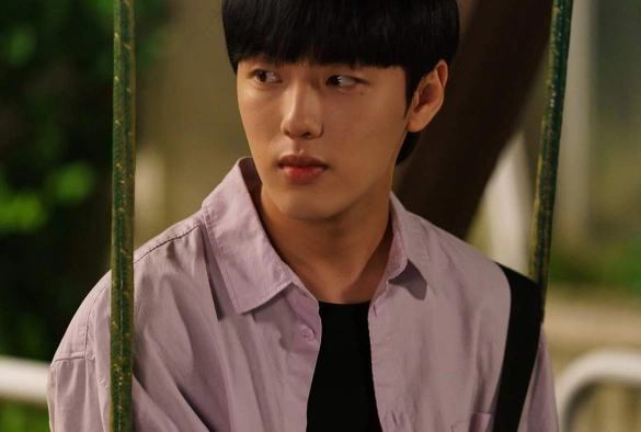 Кадр из дорамы Сезоны цветения