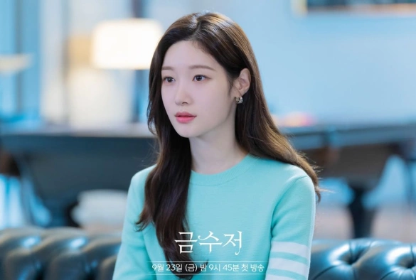 Кадр из дорамы Адвокат за тысячу вон