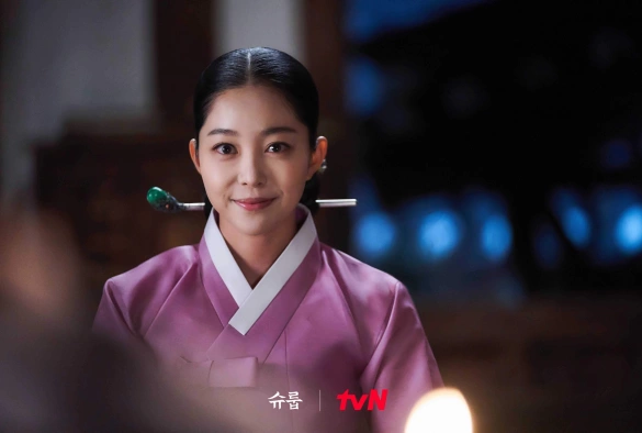 Кадр из дорамы Зонтик королевы