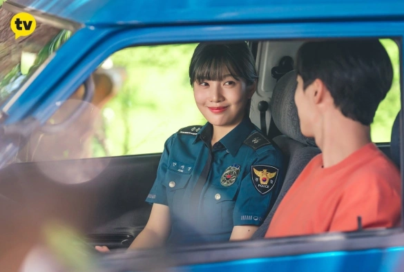 Кадр из дорамы Неожиданный деревенский дневник