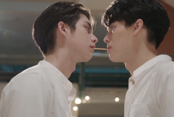 Кадр из дорамы Потому что мы (всё ещё) вместе