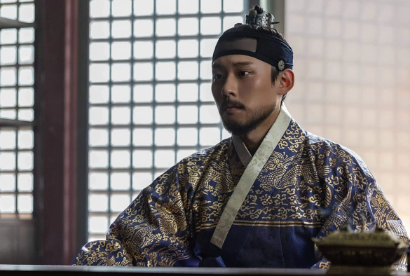 Кадр из дорамы Сова